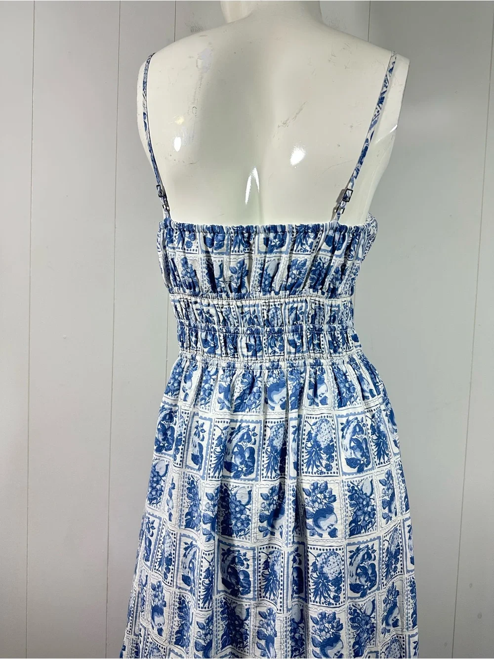 Abercrombie Size Medium Women’s Tie-Front Maxi Blue Dress Adjustable Straps
